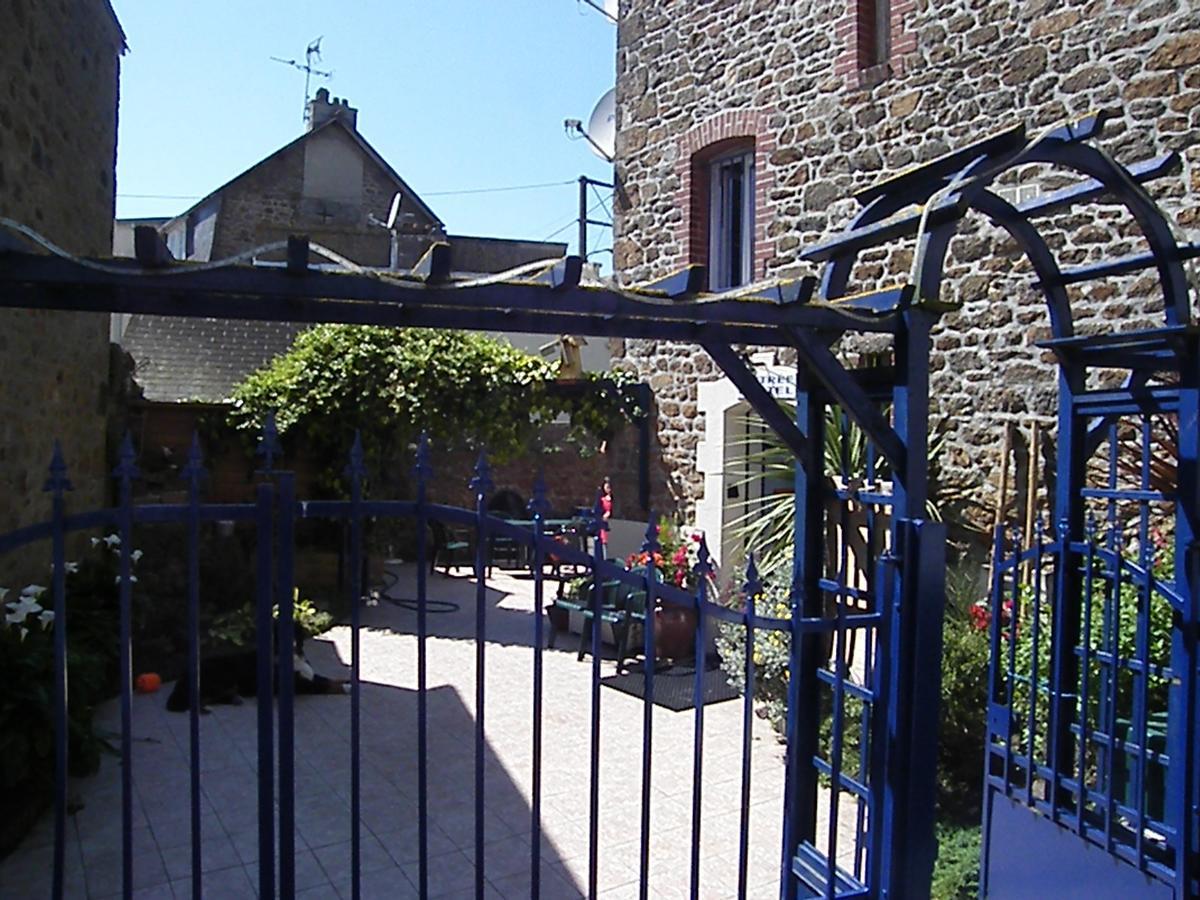 Hotel De La Gare Saint-Malo Exteriér fotografie
